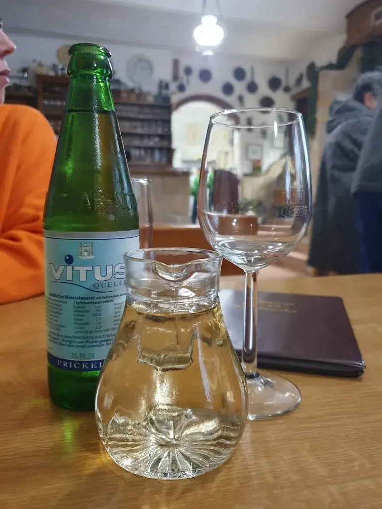 Menu_Weingut und Heurigen Konstanzer_Leithaprodersdorf_immagine_2