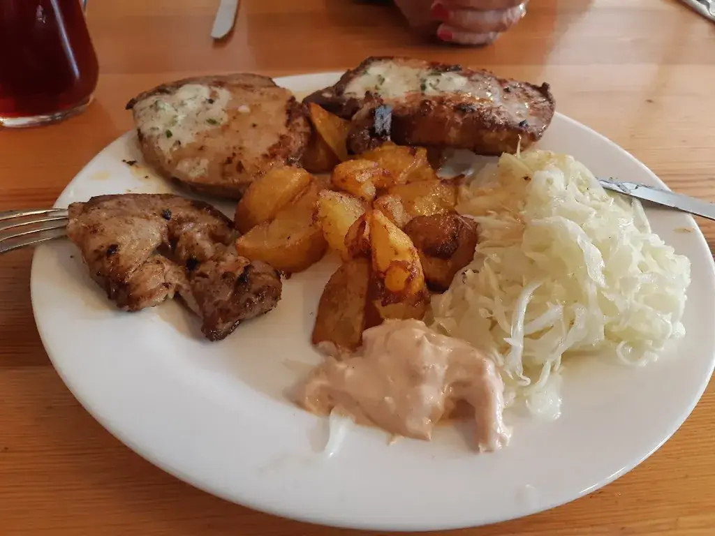 Menu_Weingut und Heurigen Konstanzer_Leithaprodersdorf_immagine_3