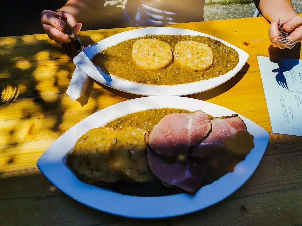 René_Weingut und Heurigen Konstanzer_Leithaprodersdorf_recensione