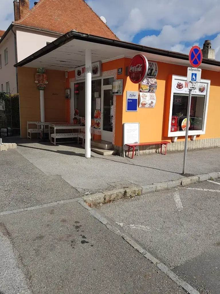 BergbauerMilk_Nuri Imbiss_Politischer Bezirk Horn_avis