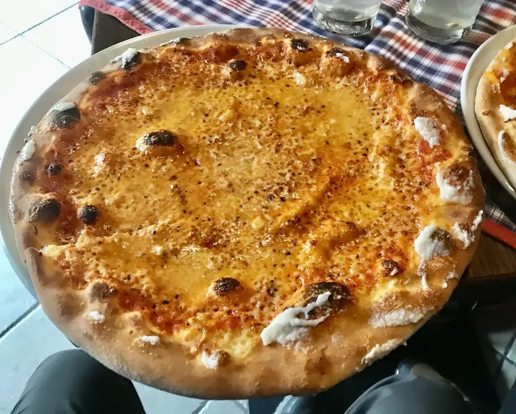 Ed Gibney_Pizzeria di Mare_Poysdorf_avis