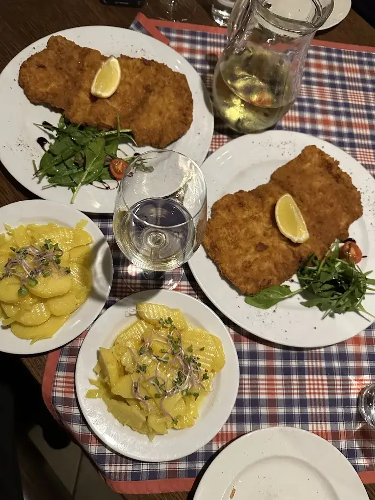 Magdalena Kołodziejczyk_Pizzeria di Mare_Poysdorf_avis