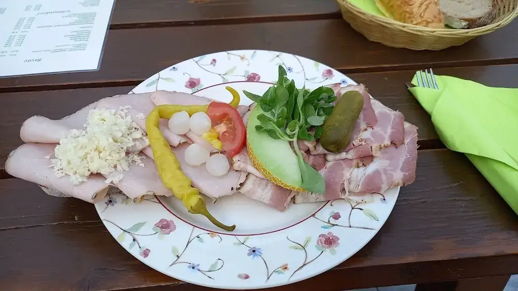 Christine Winkler_Heuriger Modliba_Poysdorf_avis