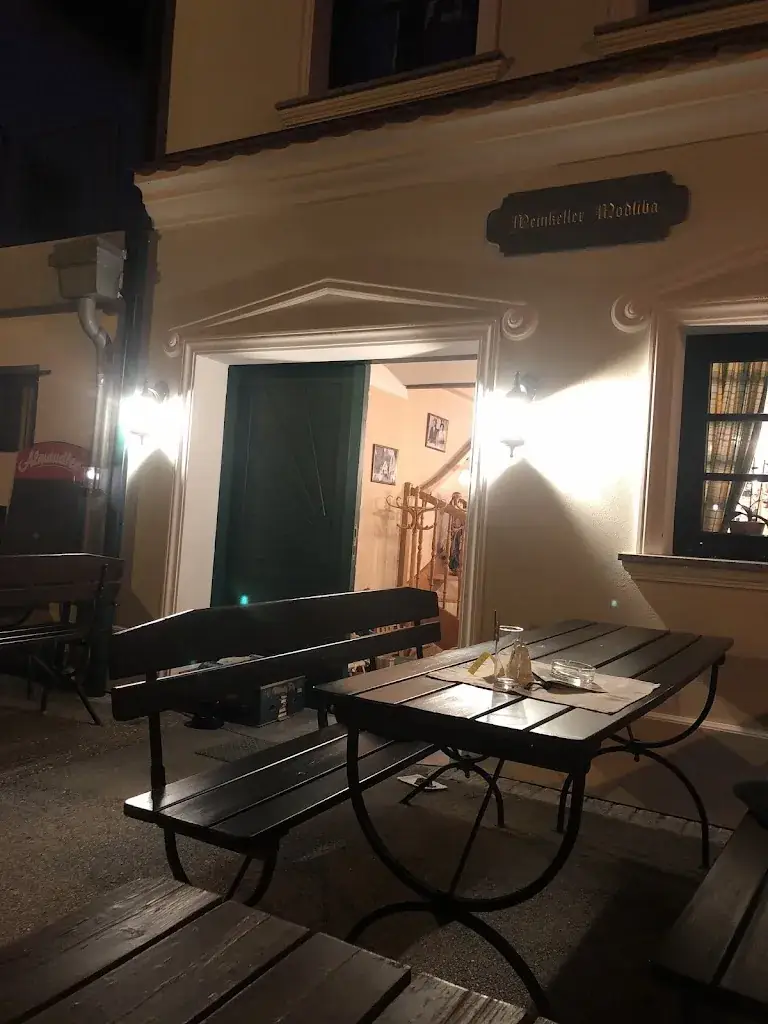 Heuriger Modliba restaurant in Poysdorf