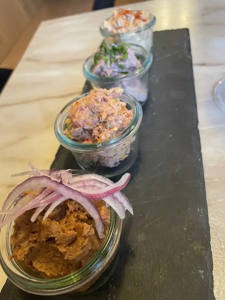 Alexxandra_Weingut Pluschkovits_Leithaprodersdorf_review