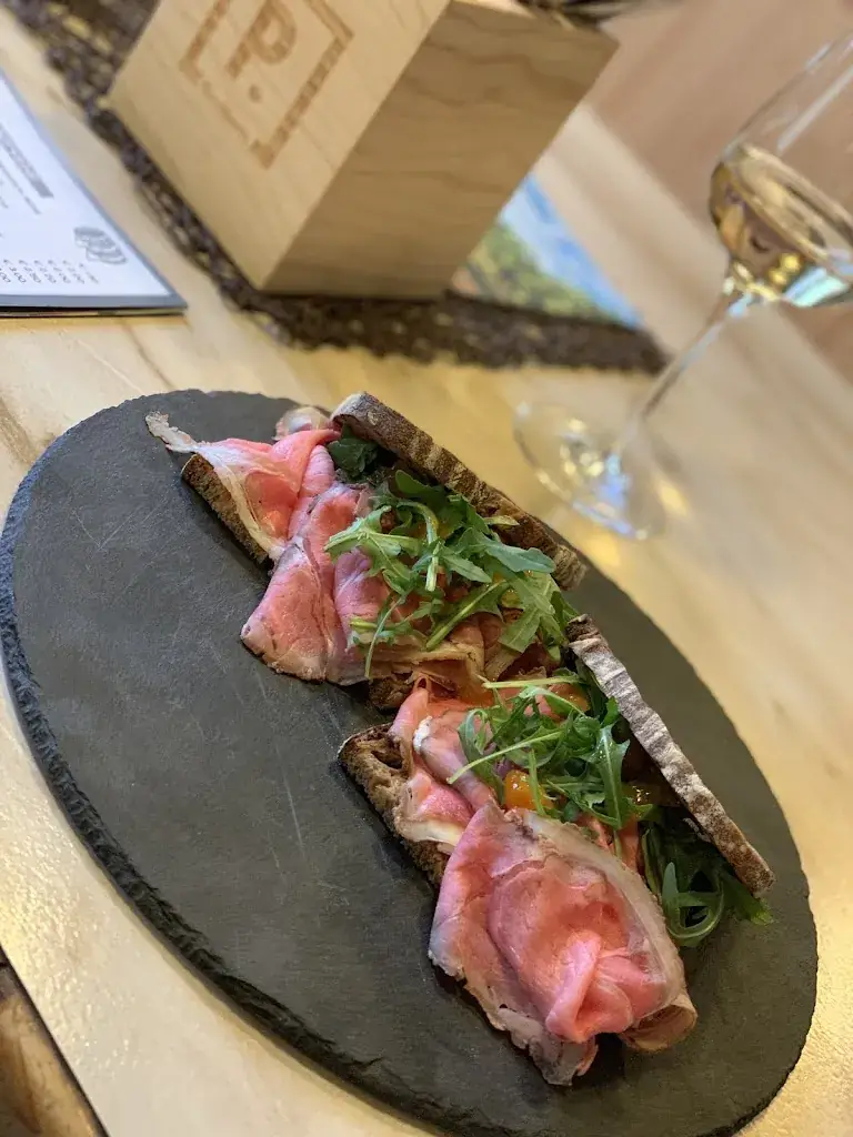 Weingut Pluschkovits_Leithaprodersdorf_slider_image_2