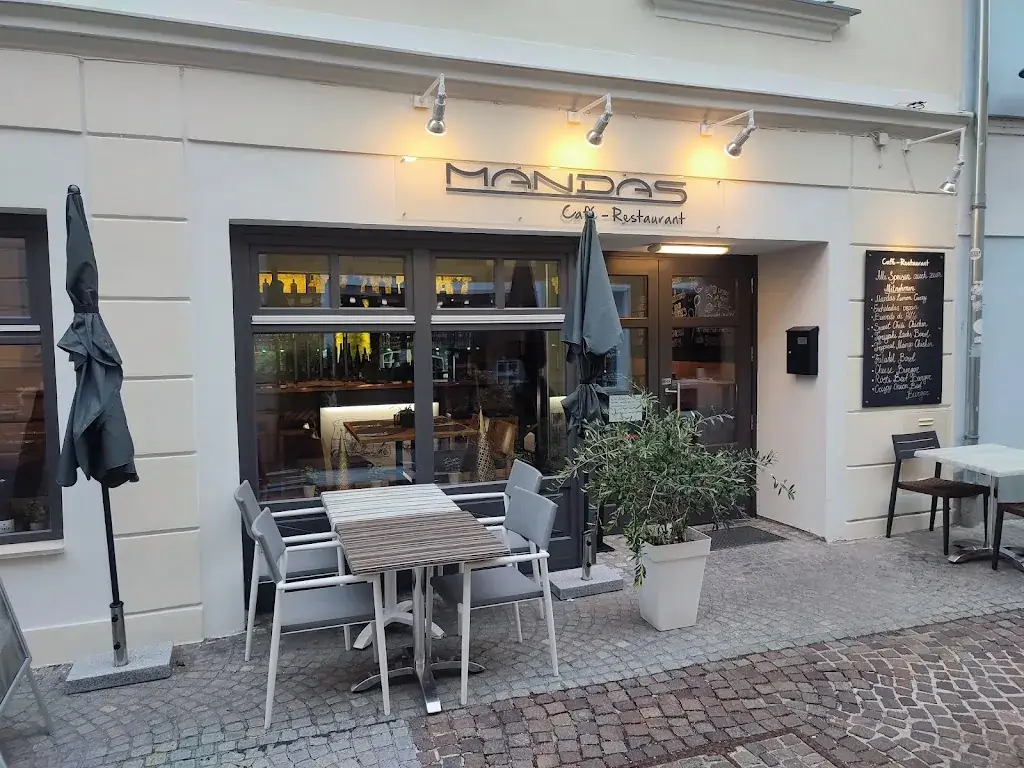 Thomas Maierhofer_Mandas to go_Politischer Bezirk Sankt Pölten_avis