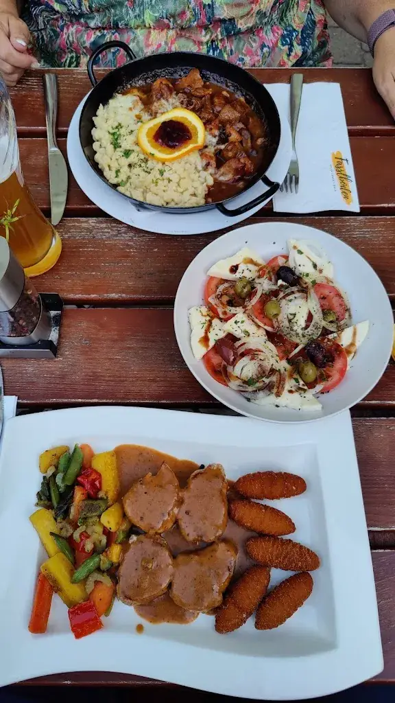 Erwin Ellenbroek_Fasslboden_Politischer Bezirk Sankt Pölten_recensione