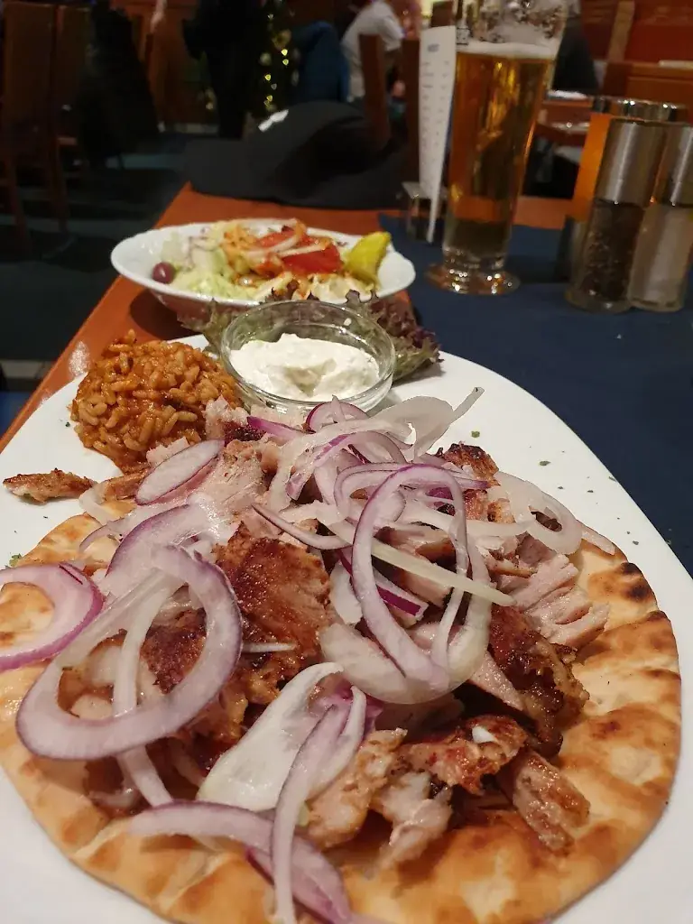 Ziv Rossbach_Rhodos Restaurant_Politischer Bezirk Sankt Pölten_avis