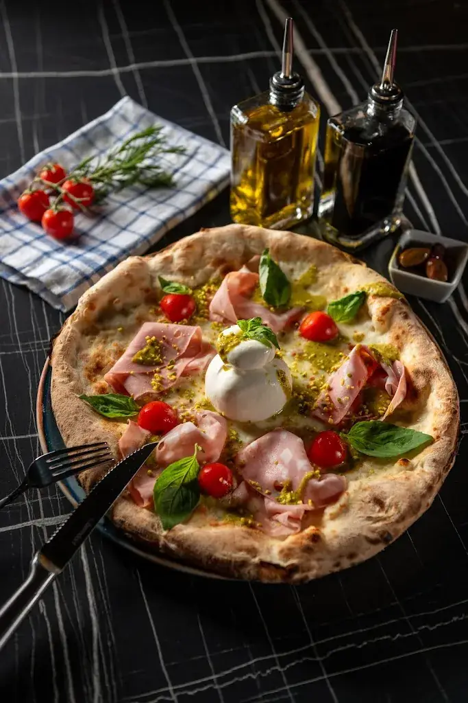 Rocca Napoli | Pizzeria Napoletana_Politischer Bezirk Sankt Pölten_slider_image_3
