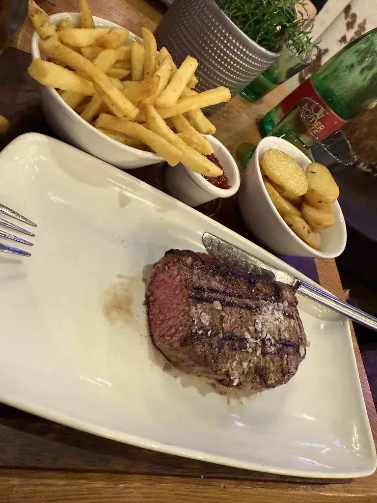 Oprea Catalin_OX AMERICAN BAR & GRILL ST PÖLTEN_Politischer Bezirk Sankt Pölten_recensione