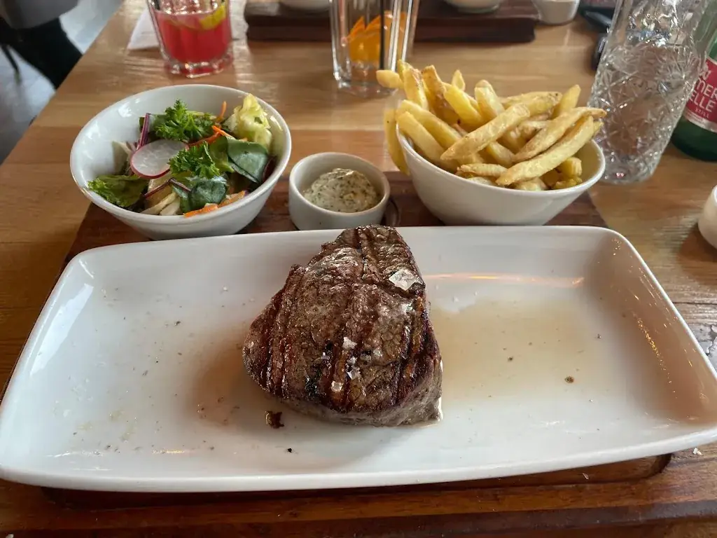 Davor Recher_OX AMERICAN BAR & GRILL ST PÖLTEN_Politischer Bezirk Sankt Pölten_recensione