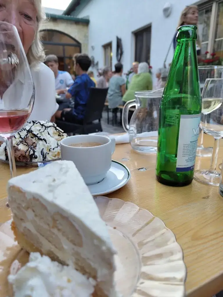 Menu_Heurigenlokal Mayer-Beretits_Leithaprodersdorf_image_2