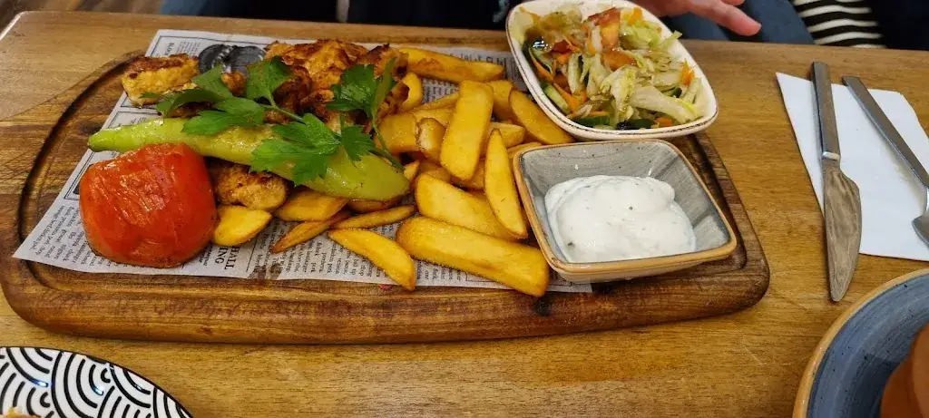 Menu_MAY Cafe & Restaurant_Politischer Bezirk Sankt Pölten_image_7