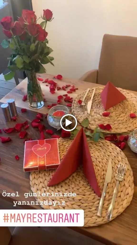 MAY Cafe & Restaurant_Politischer Bezirk Sankt Pölten_slider_image_2