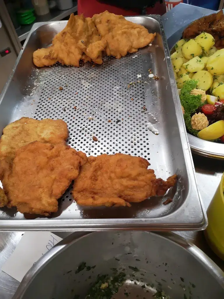 Menu_Naturfreunde Bootshaus_Politischer Bezirk Sankt Pölten_image_3