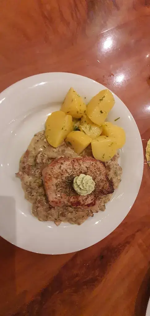 Gasthof Neuwirth-Haas ristorante a Pottenbrunn