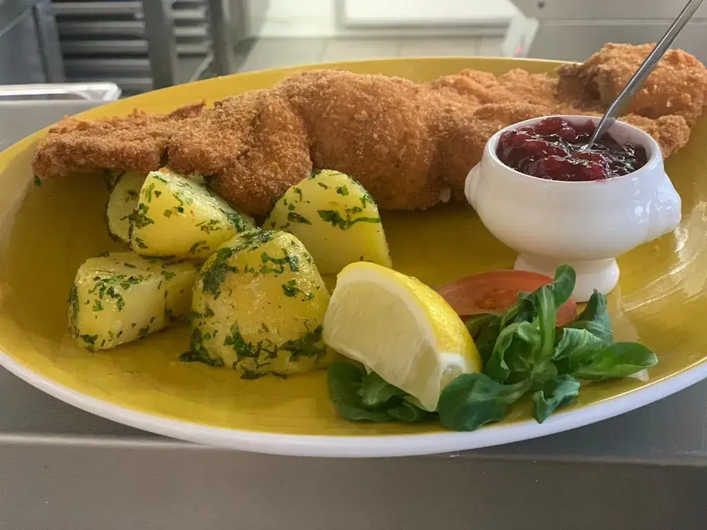 Zwiesi`s Gaststube_Pottenbrunn_slider_image_3