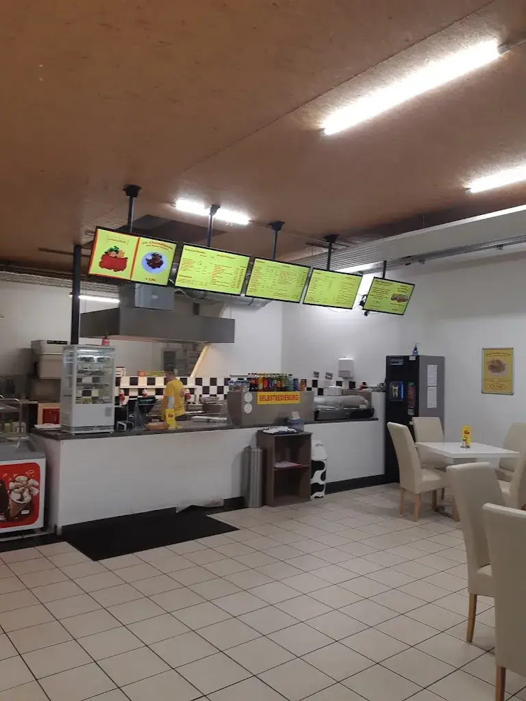 Schnitzelkistl restaurant à Pottschach