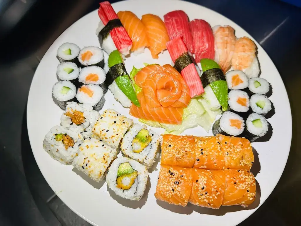 Noodle Sushi Kitchen_Pottschach_slider_image_3