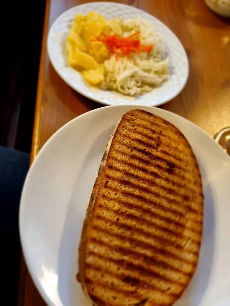 Menu_Weingut & Rustikalschenke Tinhof_Leithaprodersdorf_image_3