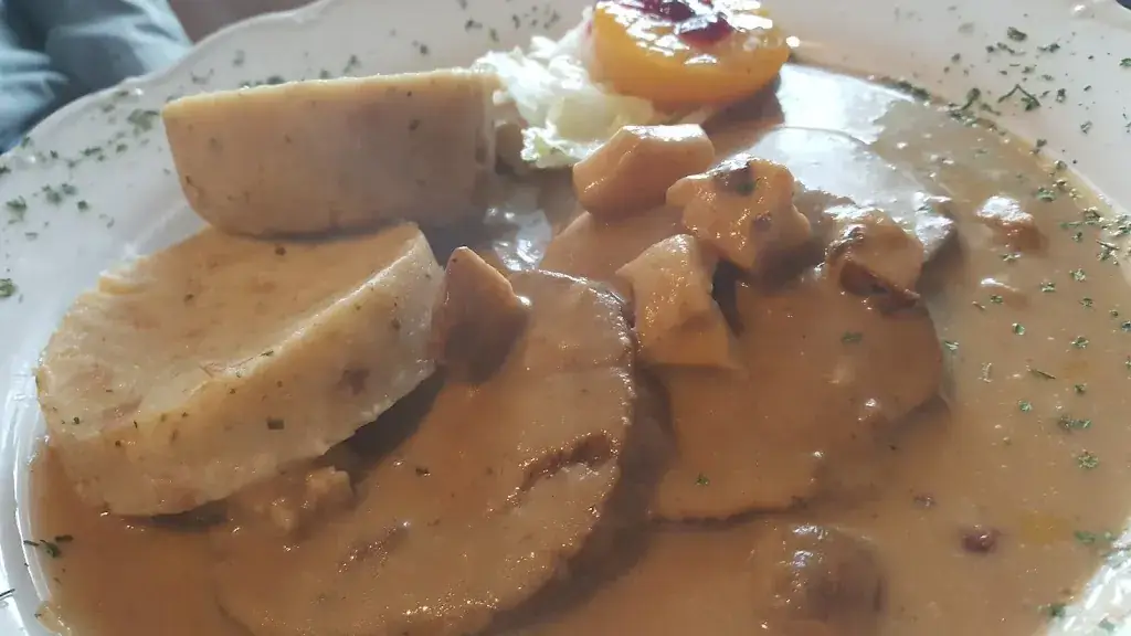 Manuela Fucac_Dominik Kern_Prinzersdorf_review