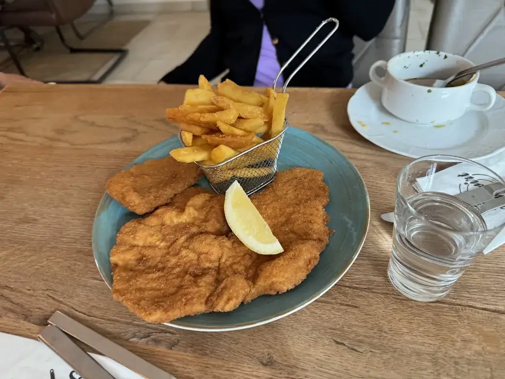 Adam Peto_Blitzwirt_Pressbaum_recensione