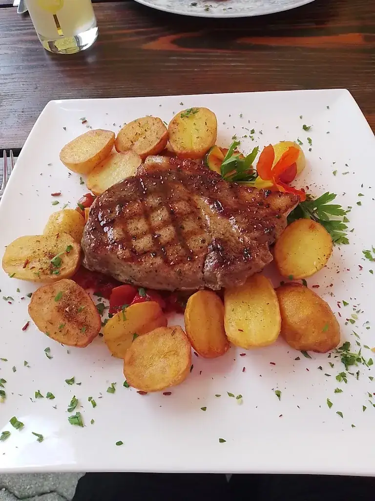 M. M._Gasthaus Trefflingtalerhaus_Puchenstuben_recensione