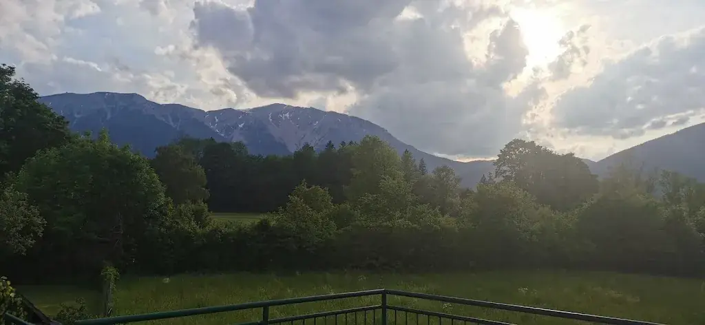 Tadas_Gasthof Pension Schmirl_Puchberg am Schneeberg_avis