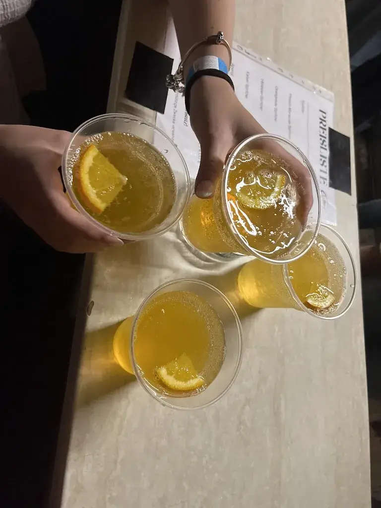 Die Spritzerbar_Pulkau_slider_image_3