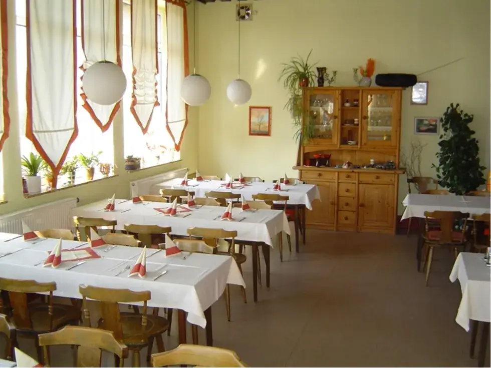 Café Restaurant Maria Sedova_Raabs an der Thaya_slider_image_1