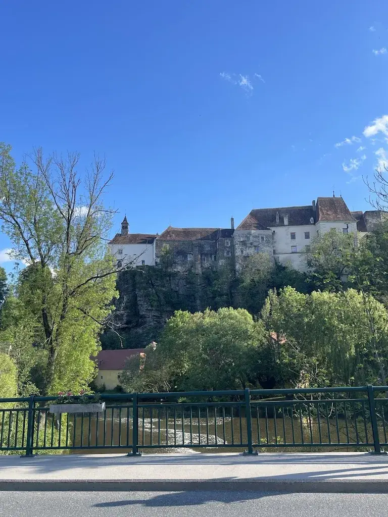 Natalie Renard_Burg Raabs an der Thaya_Raabs an der Thaya_review