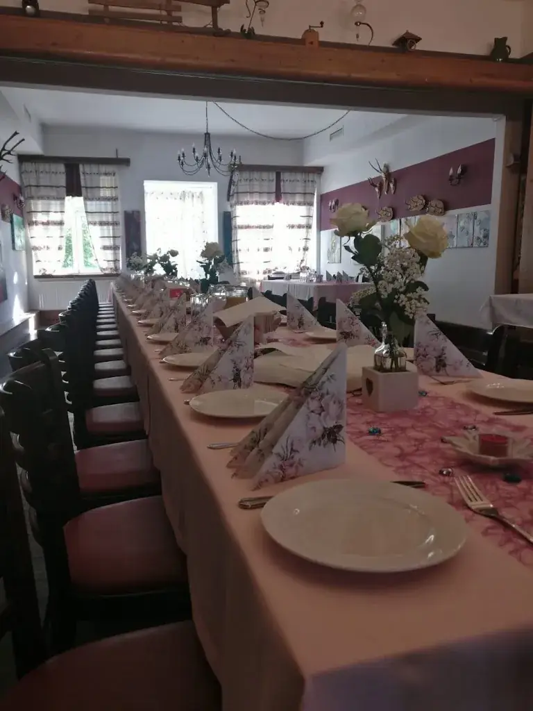 Kastaniengarten restaurant à Rannersdorf