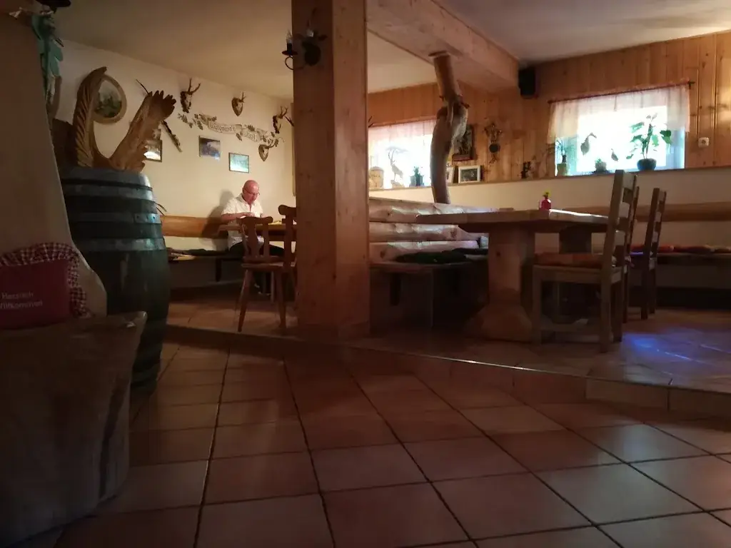 Forsterstube restaurant in Pottenstein