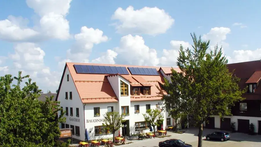 Landhotel Bauernschmitt restaurant à Pottenstein