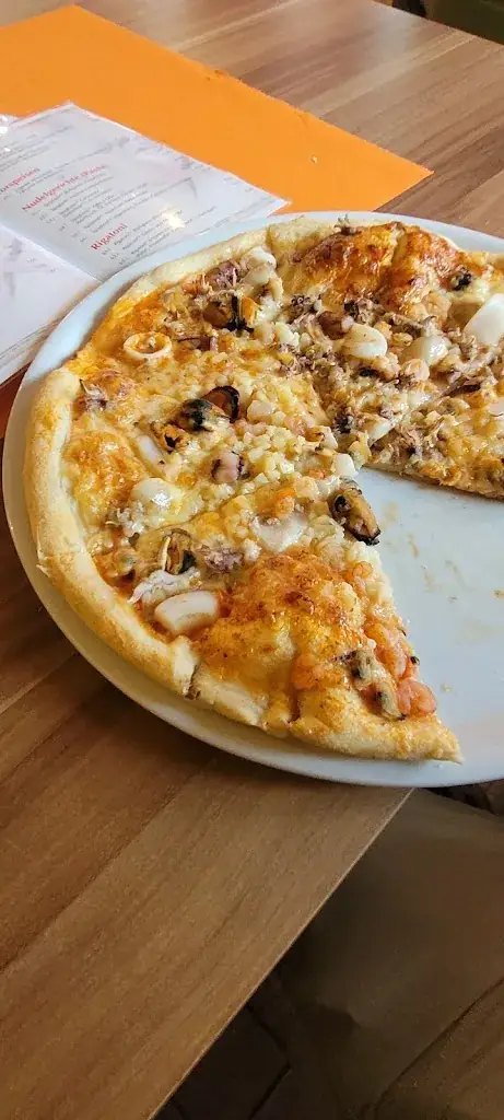 S. L._Imbiss bei Angelo_Pottenstein_review