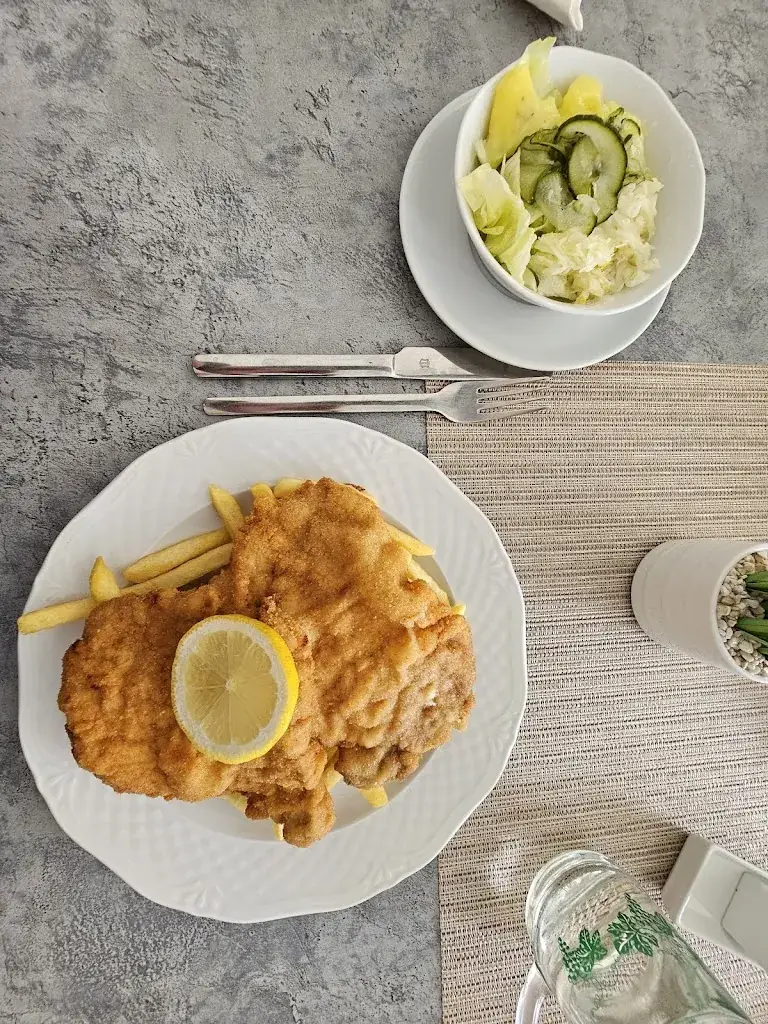 Gerald Knotzer_Lakeside Kaiser Steinbrunn_Krensdorf_avis