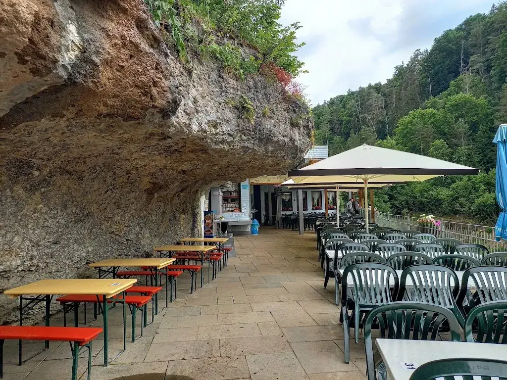Terassencafe an der Teufelshöhle_Pottenstein_slider_image_1