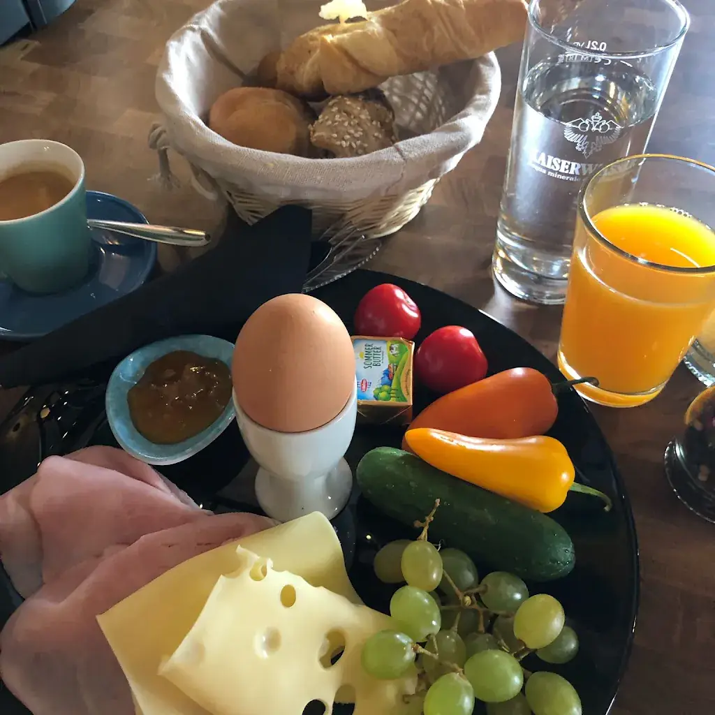 Surfer Lounge_Rauchenwarth_slider_image_2