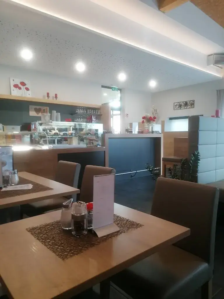 Leonie Harry_Cafe Joschi_Rastenfeld_recensione