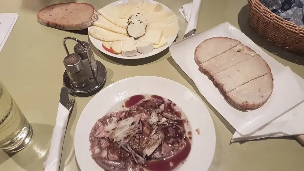 Menu_Weinbau Ernst Hartl_Reisenberg_image_7