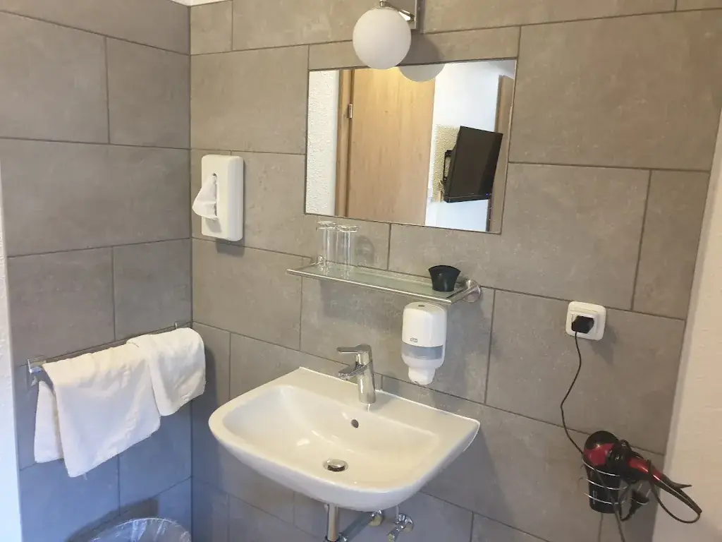 adrienn mohai_Flackl-Wirt_Reichenau an der Rax_review