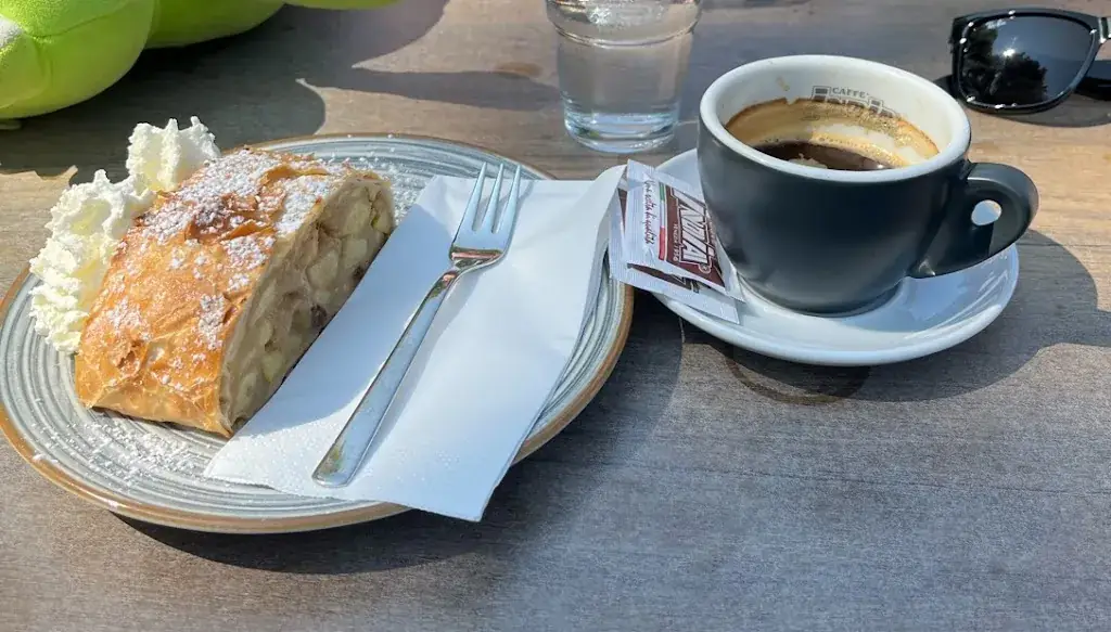 Lundahem_Park Cafe Reichenau_Reichenau an der Rax_reseña