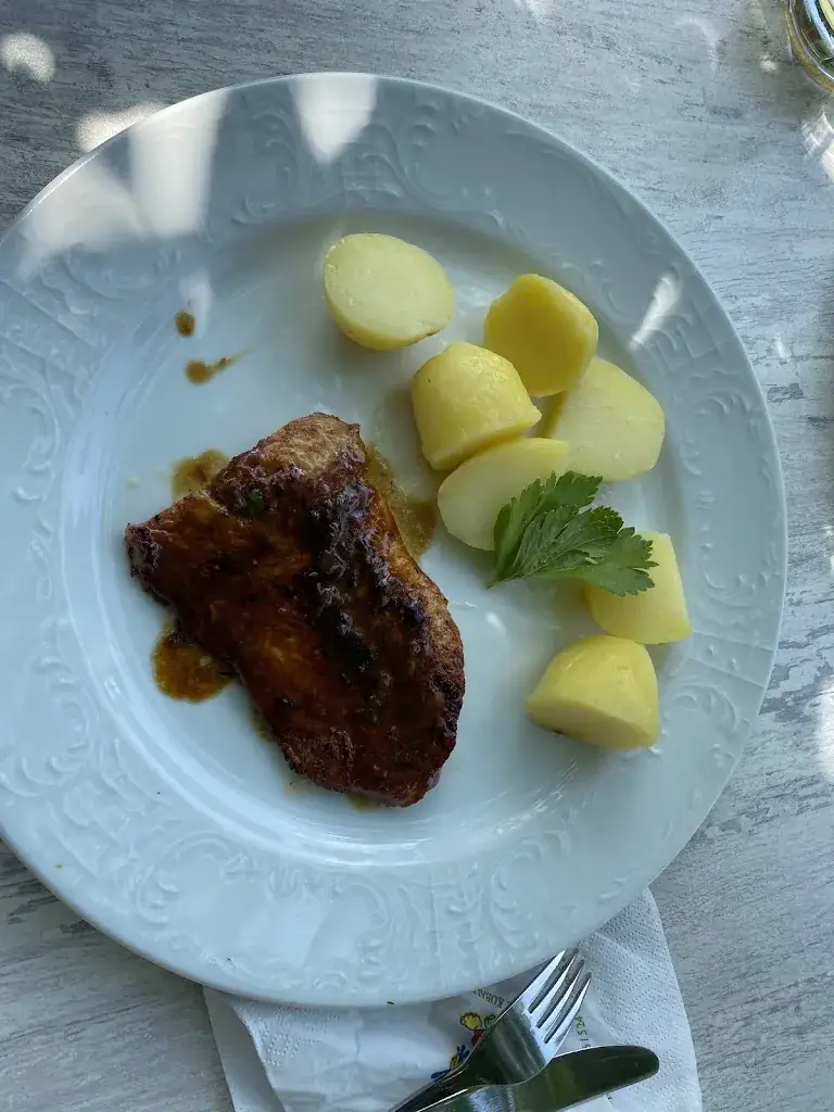 Jan Cerny_Gasthaus Zum Schloß Wartholz_Reichenau an der Rax_Bewertung