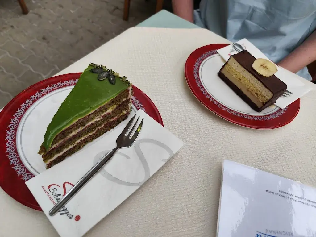 Aleh Razhkou_Café-Konditorei Reichenau_Reichenau an der Rax_review