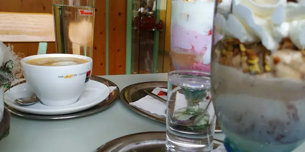 Austromark_Bäckerei Cafe Konditorei Nöbauer_Reichenau an der Rax_review