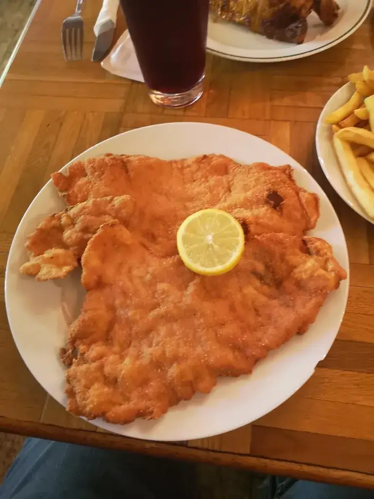 Street View_Grillhendlheuriger Kertesz_Röschitz_recensione