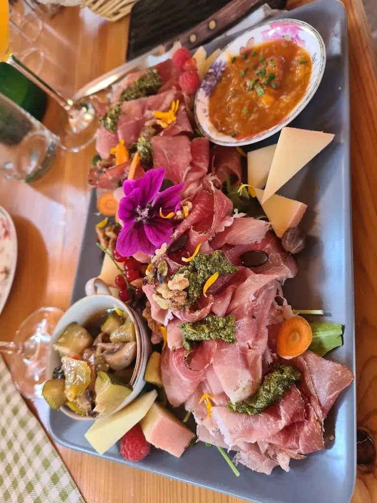 Wein & Heurigen DUNKL_Röschitz_slider_image_3