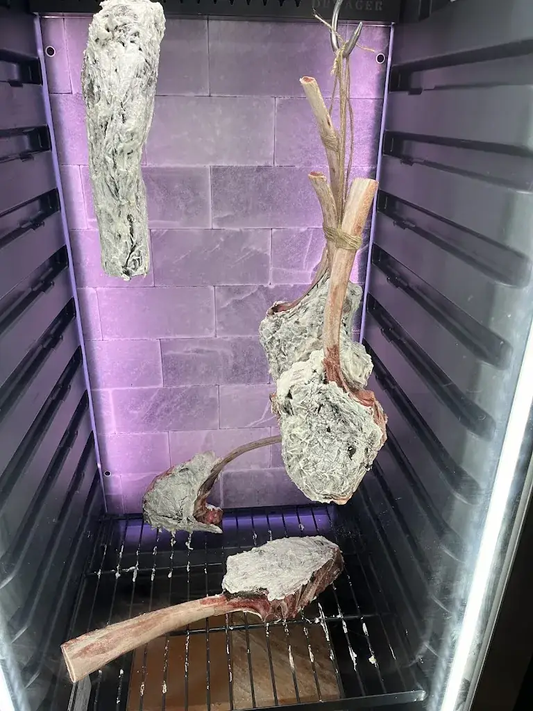 Cameron Fradd_STEAKHOUSE LEONHOFEN_Ruprechtshofen_review