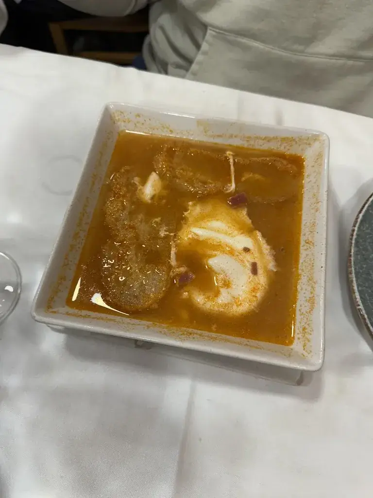 Hugo Aguiluz_Puerto Rico_Rohrendorf bei Krems_review